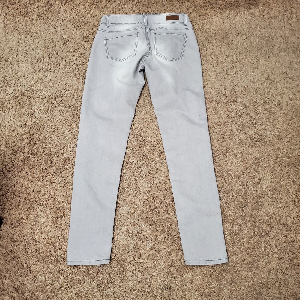 Harmony & Havoc distressed skinny jeans 7 - Picture 3 of 4